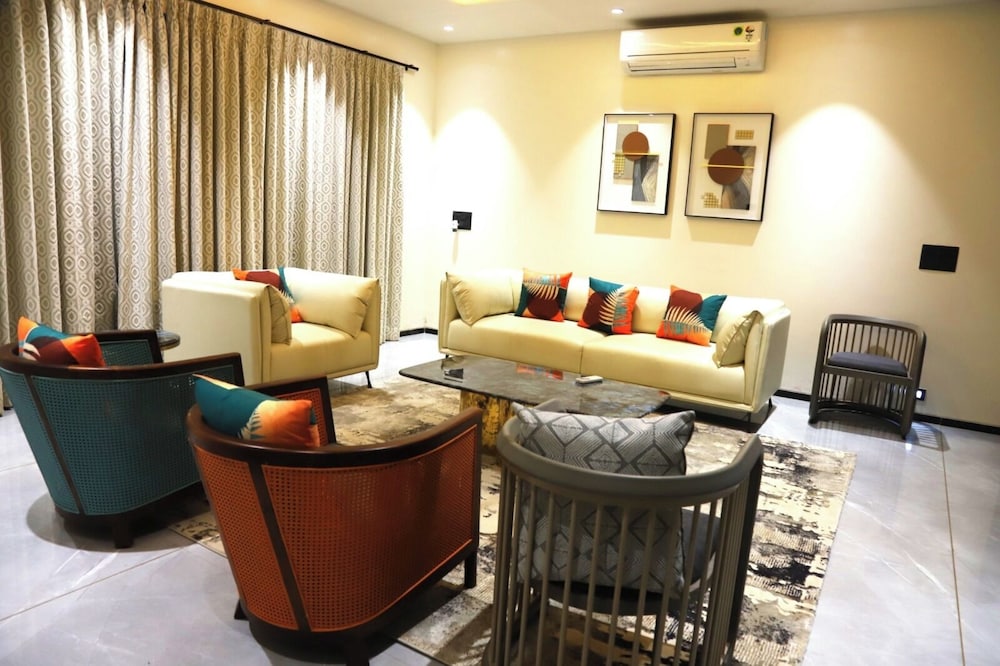 Mastiff Select Riveria Resort, Igatpuri Road, Nashik 41/61