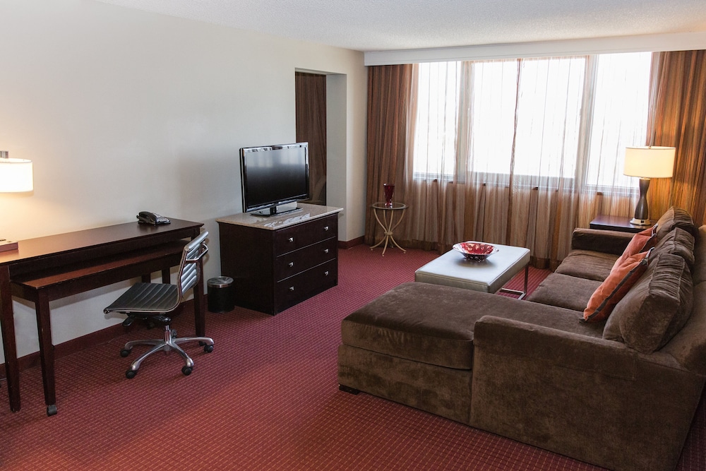 Embassy Suites by Hilton West Palm Beach Central 30/56