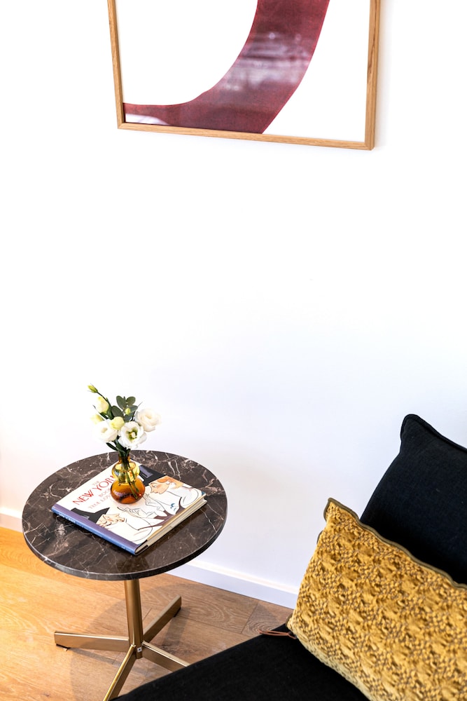 Noa Hotel 44/66