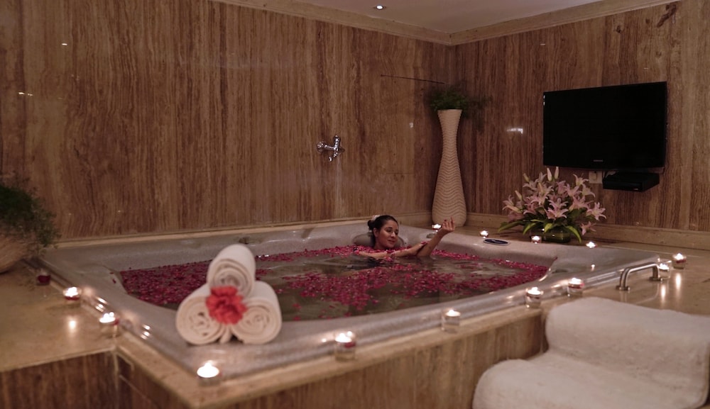 Lobby at Jaypee Siddharth Hotel, DELHI