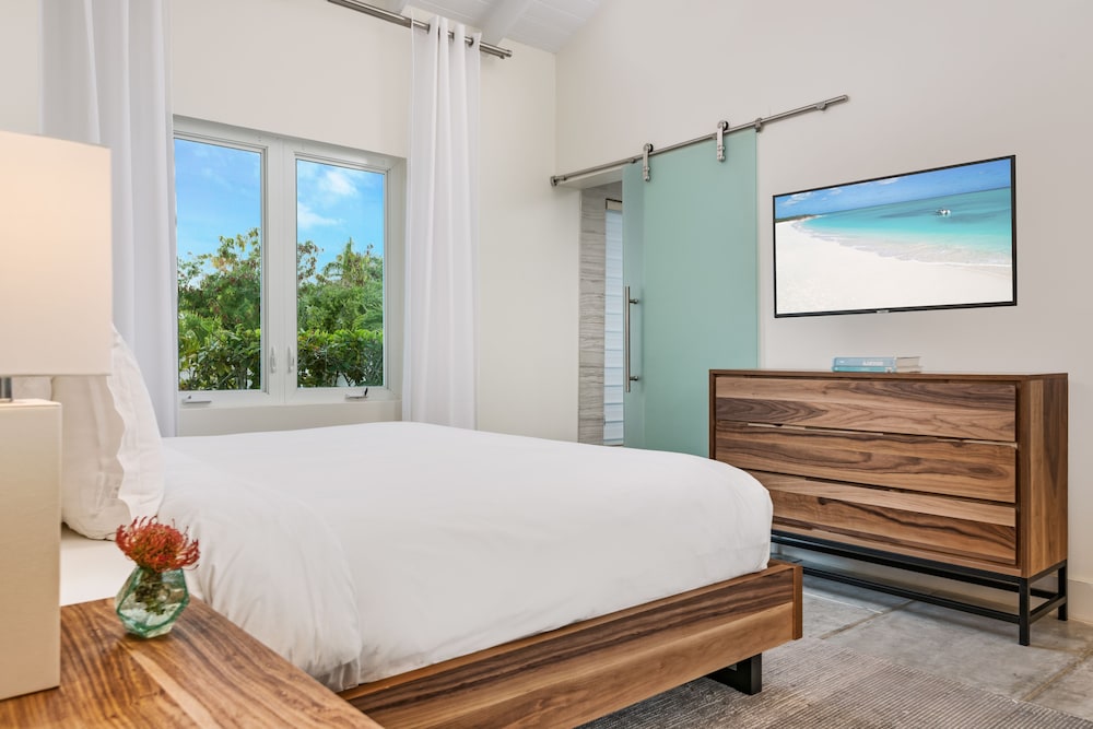2 BEDROOMS, LUXURY, VILLA