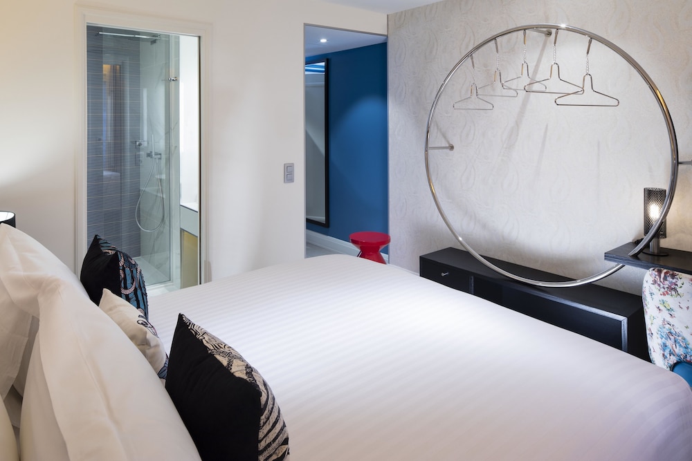 Hotel Dress Code And Spa 23/58