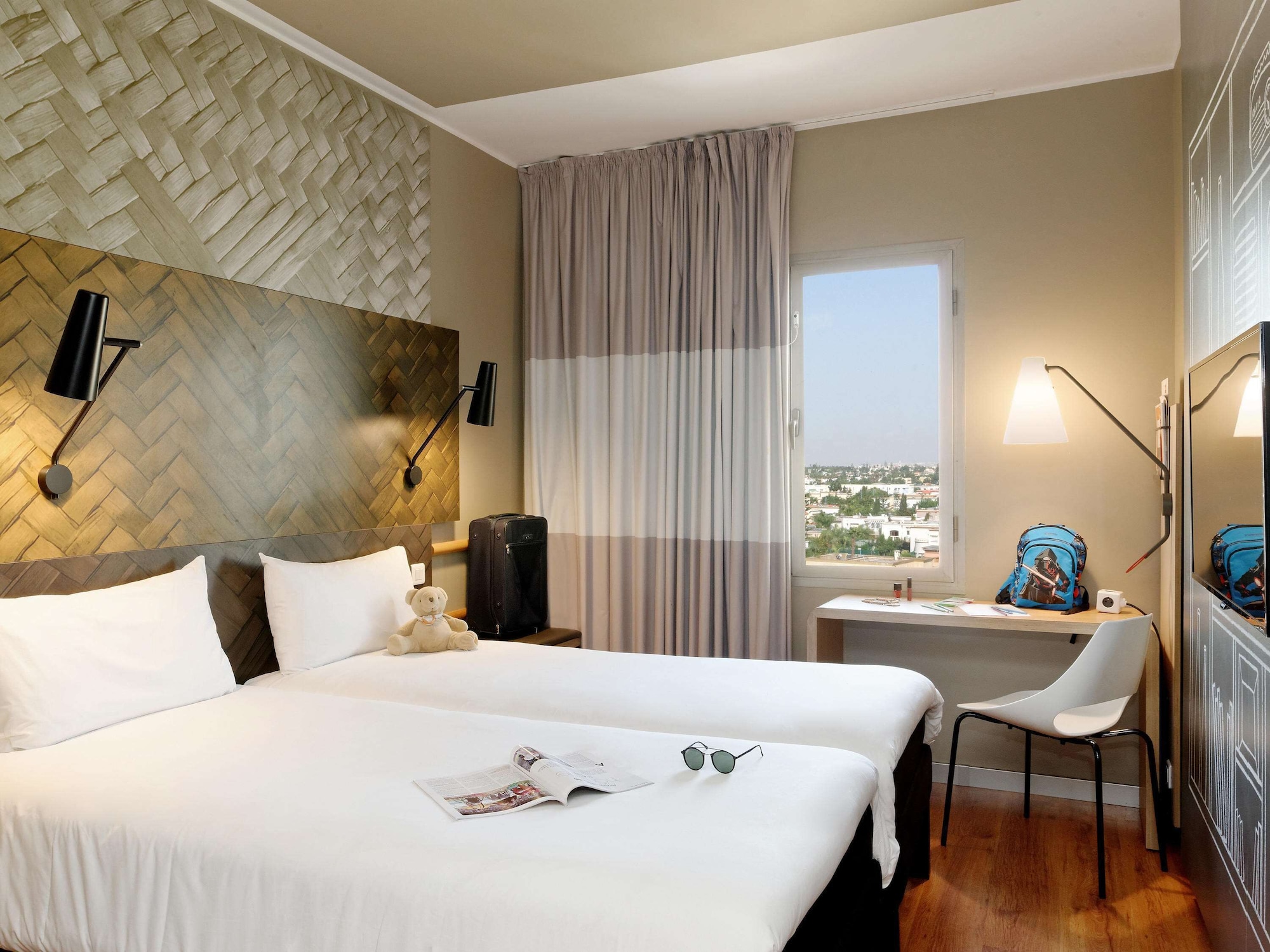 STANDARD, TWIN BEDS