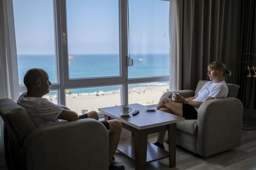 Bella Bravo Suite Hotel 40/49