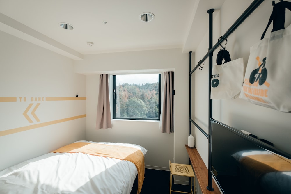 Economy, Double Bed