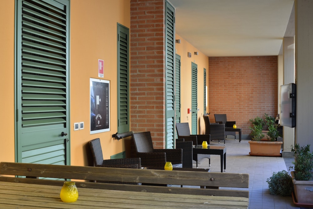 Hotel Rosignano 20/27