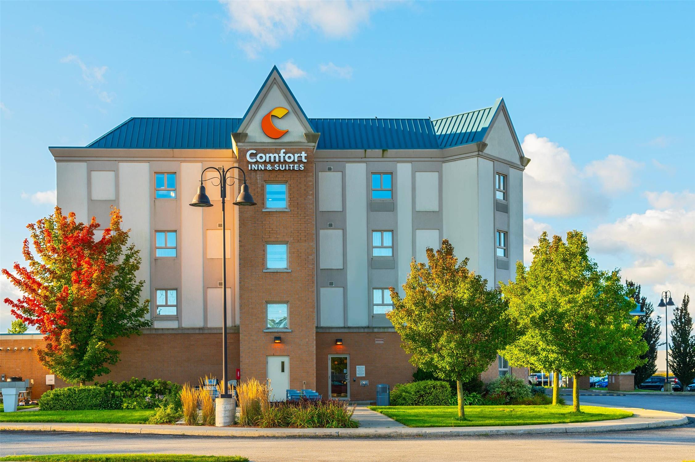 Comfort Inn & Suites Kincardine, ON 4/28