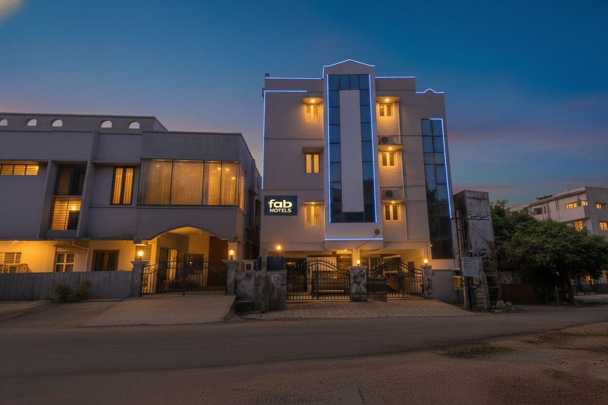 Fabhotel Aditya Yatri Nivas 2/26