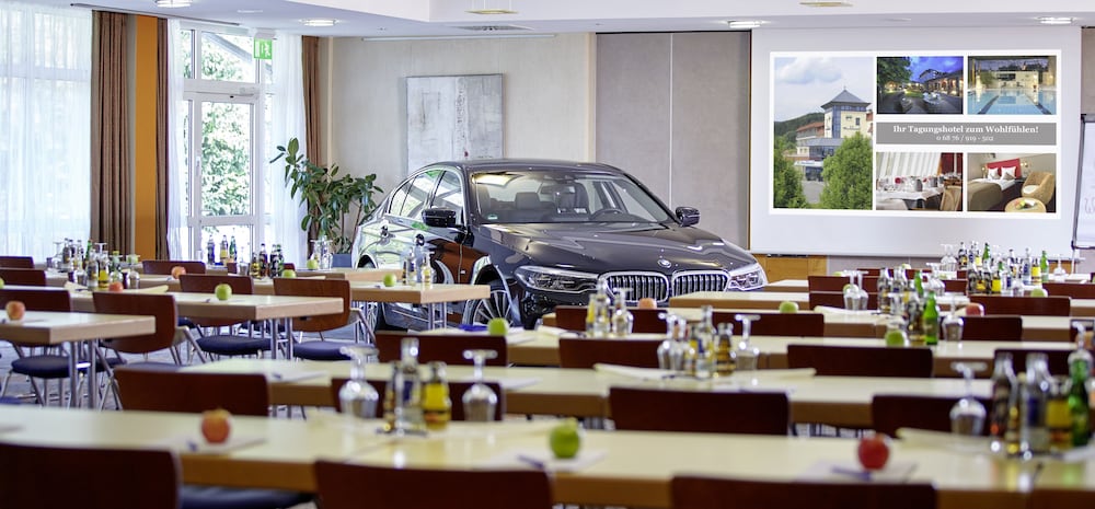 Parkhotel Weiskirchen 43/50
