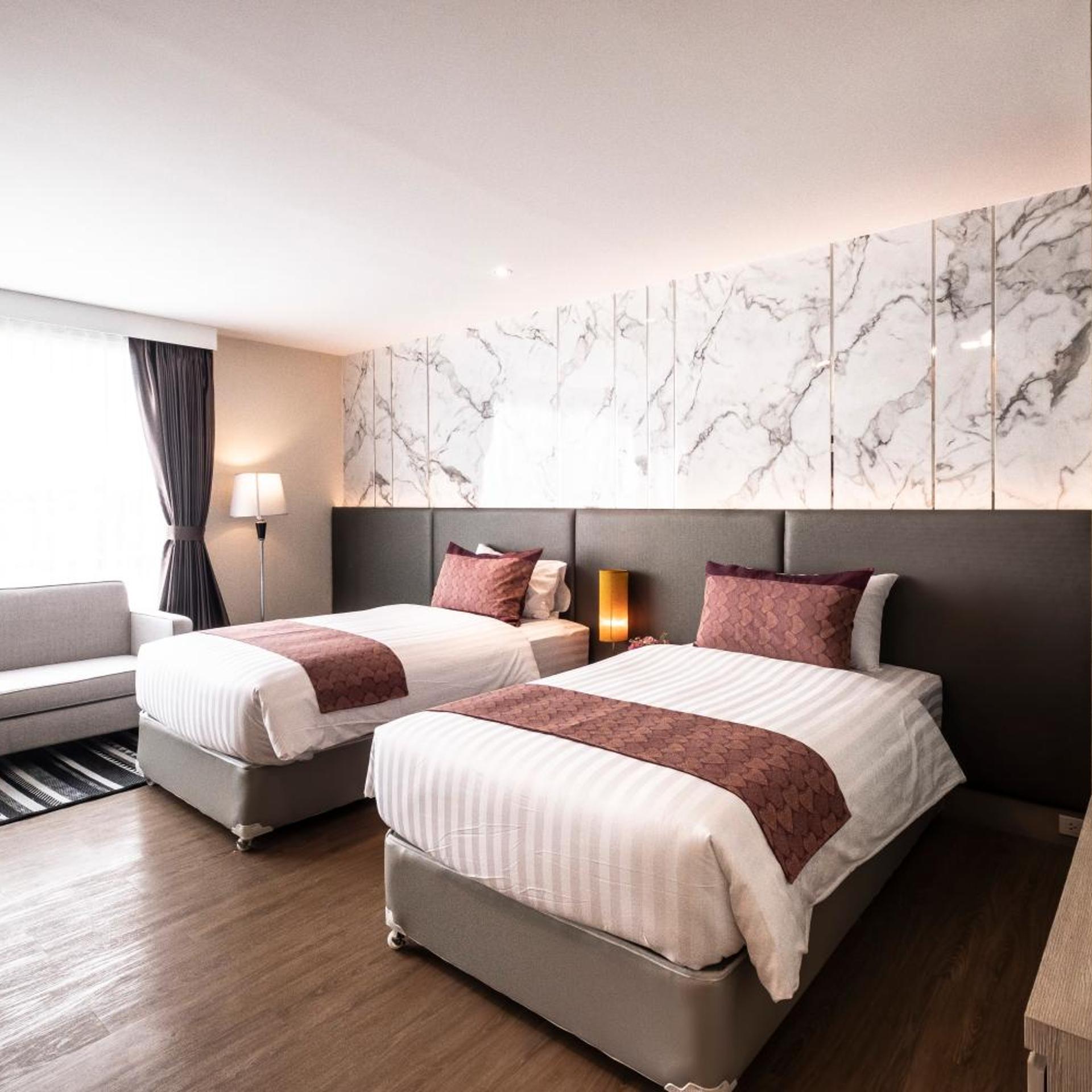 غرفة بريميوم ديلوكس بسرير فردي، Sinsuvarn Airport Suite 2/10