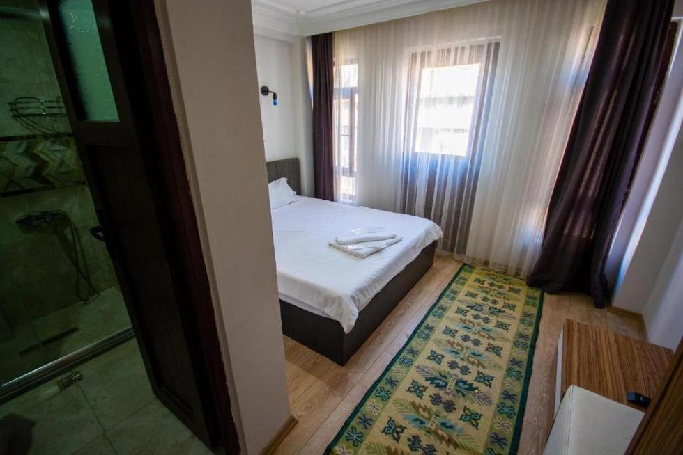 Altun Hotel 25/40