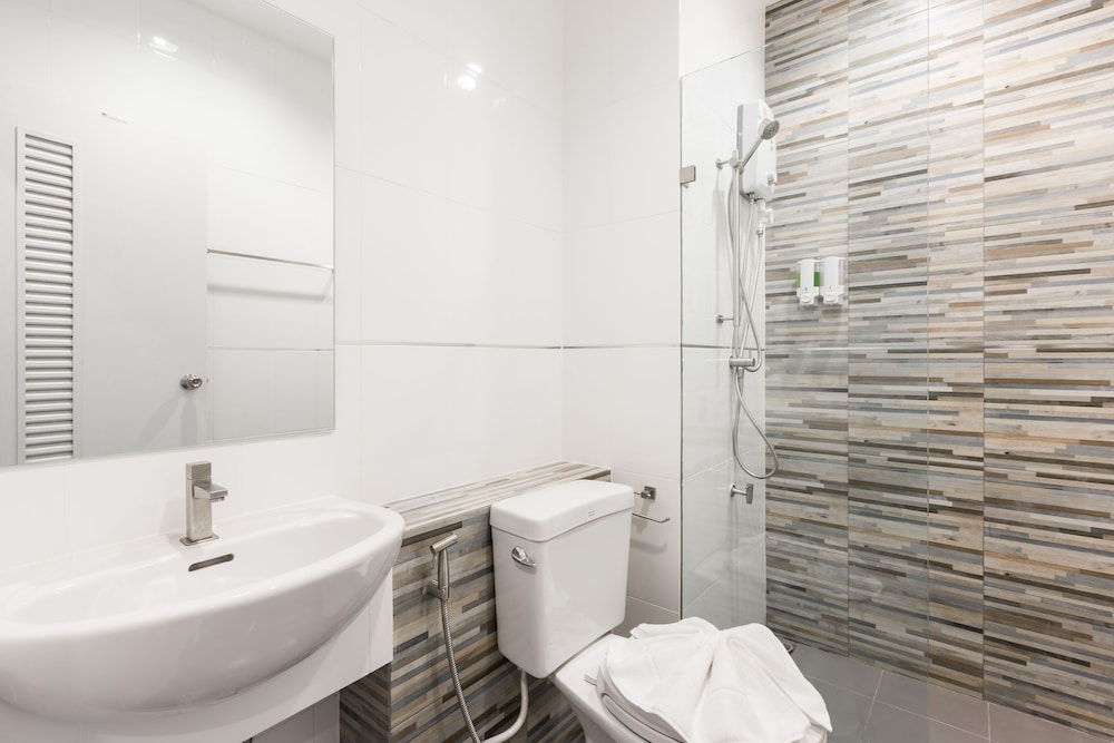Evergreen Suite Hotel 18/54