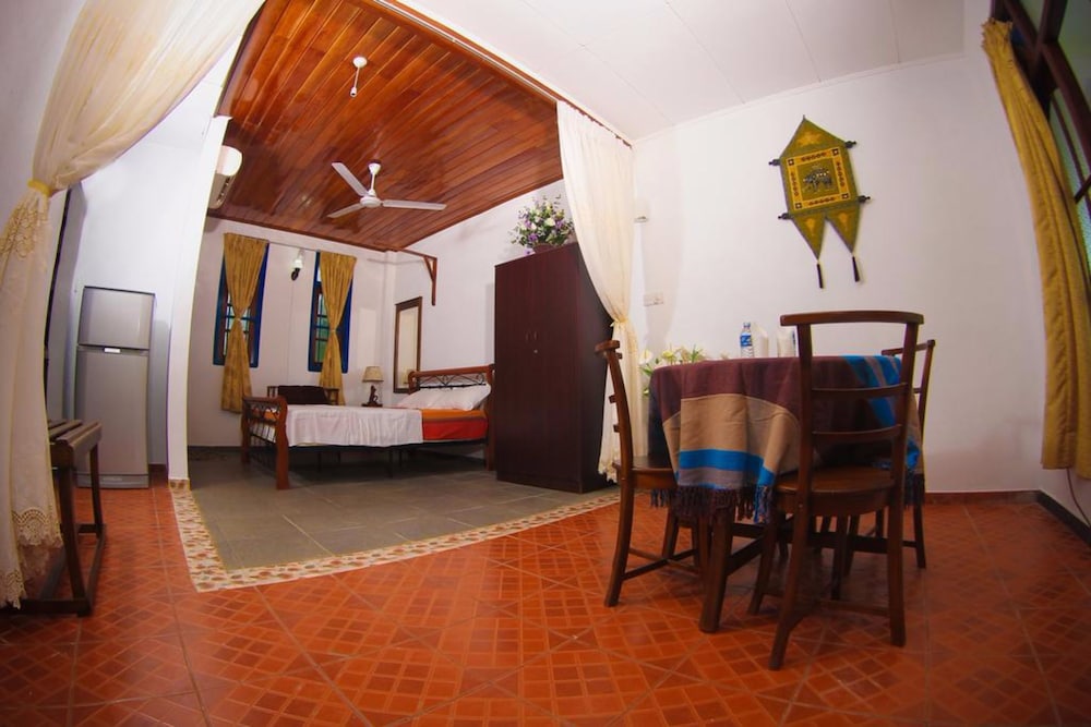 Mothers Place Nimala 7/50