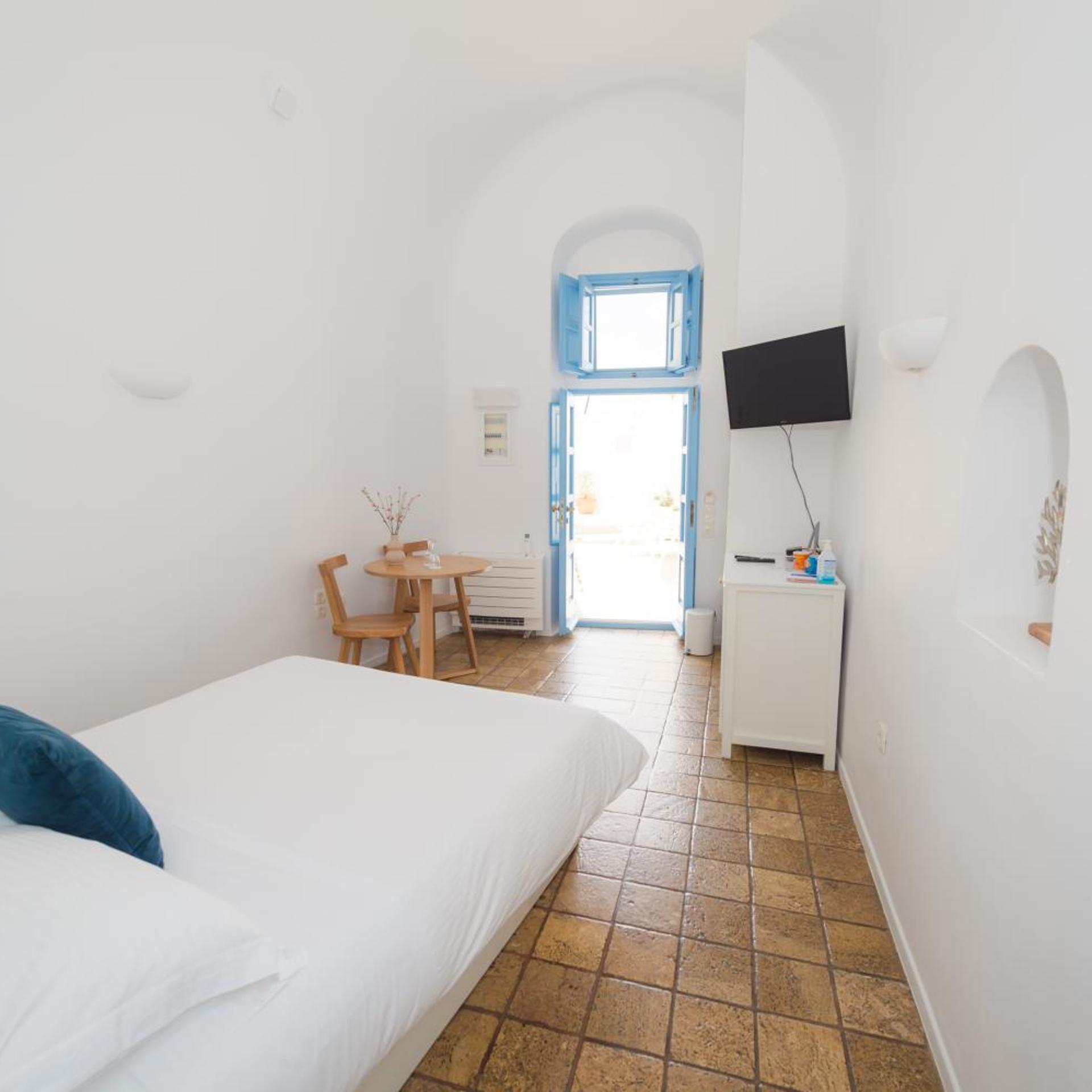 Room, Double Bed, Caldera View