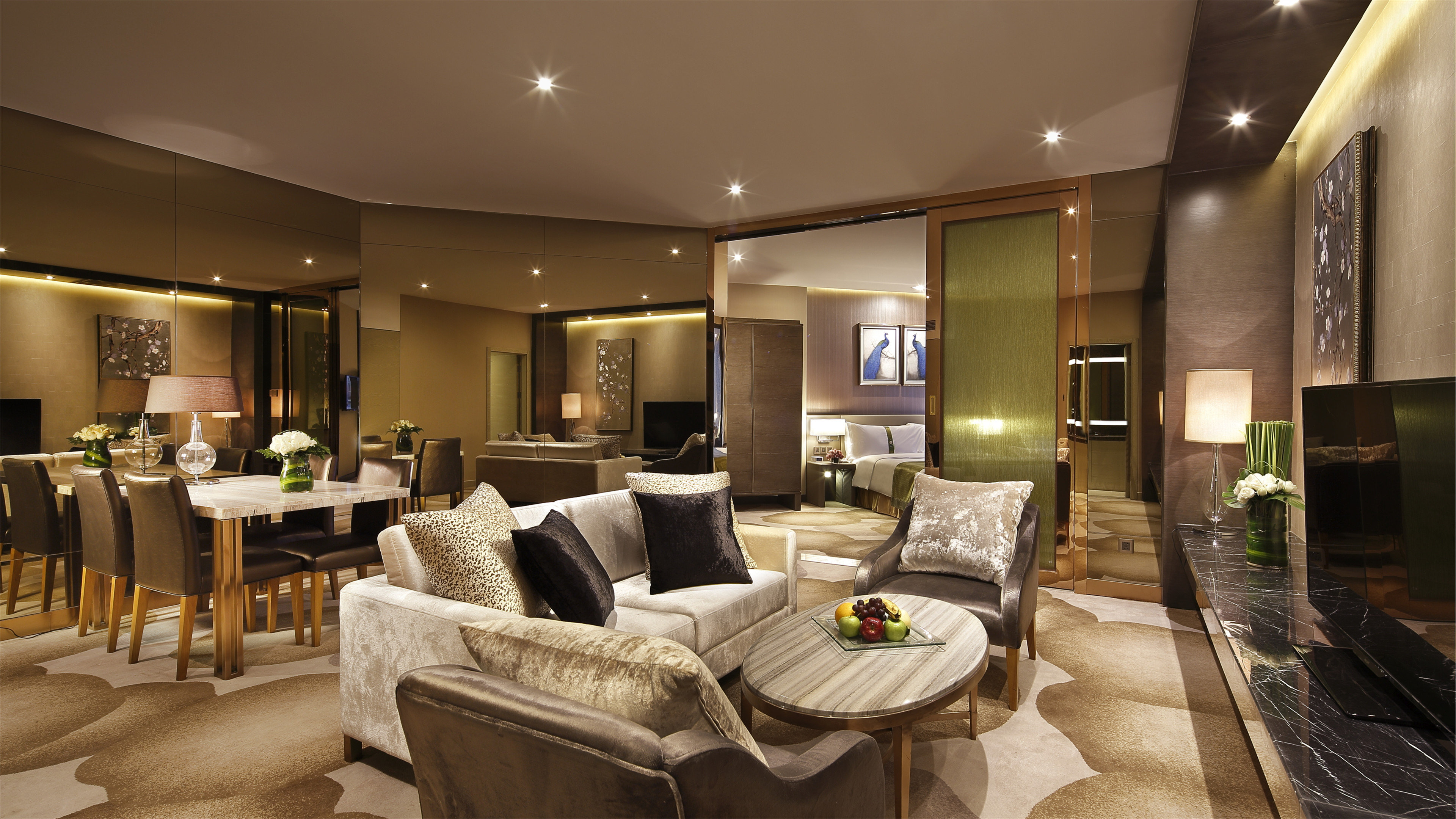 Holiday Inn Kunming City Centre 24/50