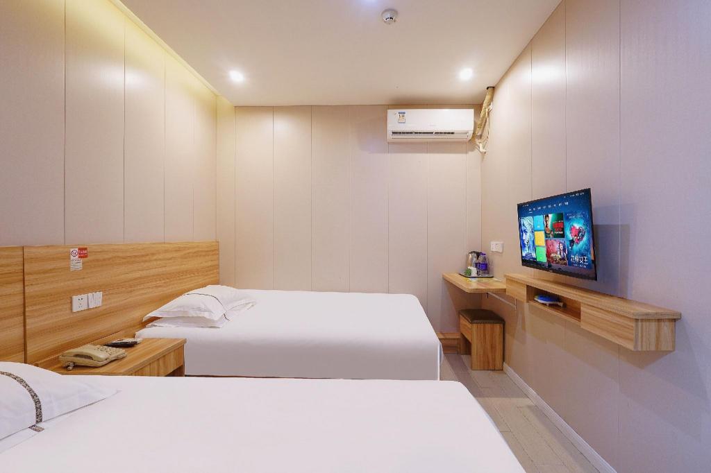 Shell Shanghai Tongji University Siping Road Campus Hotel 8/29