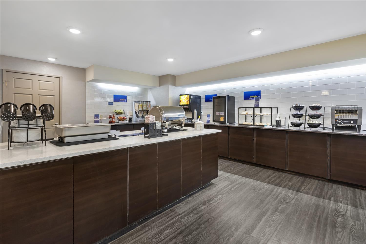 Best Western Cooperstown Inn & Suites 44/54
