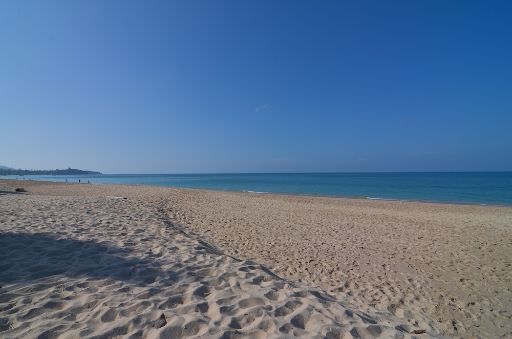 Nakara Long Beach Resort 35/50