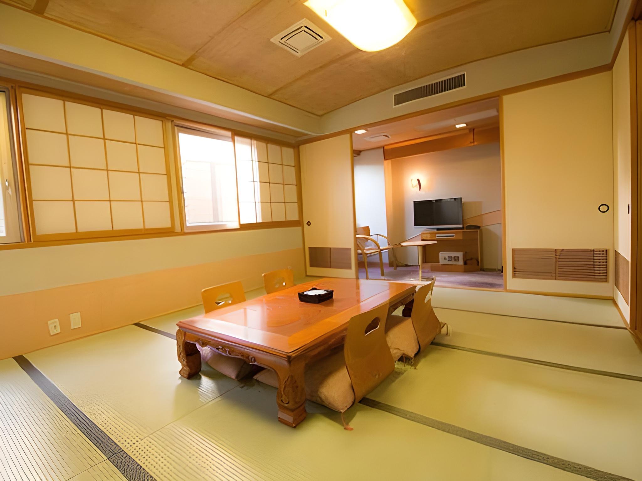 Japanese, Standard