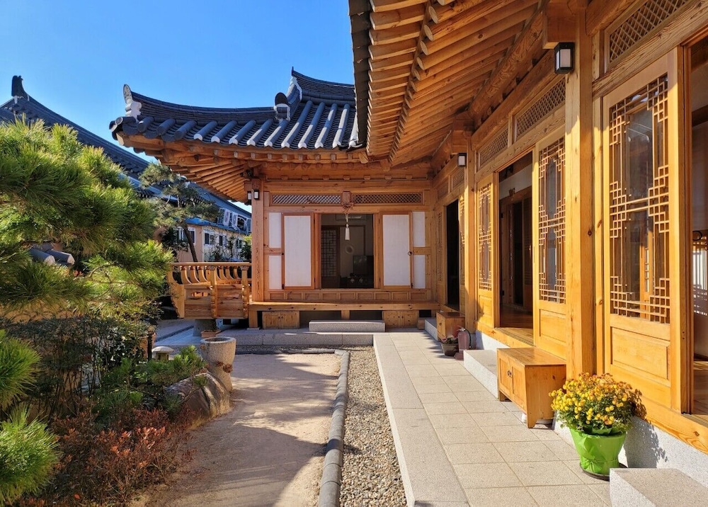 Wiyeonjae Hanok Stay 43/49