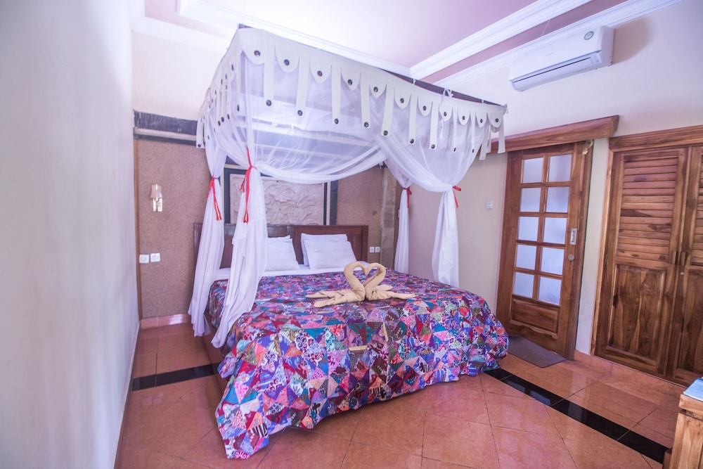 Trijaya Guest House 36/72