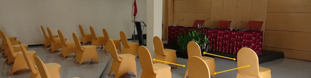Hotel Pelangi Malang 43/58