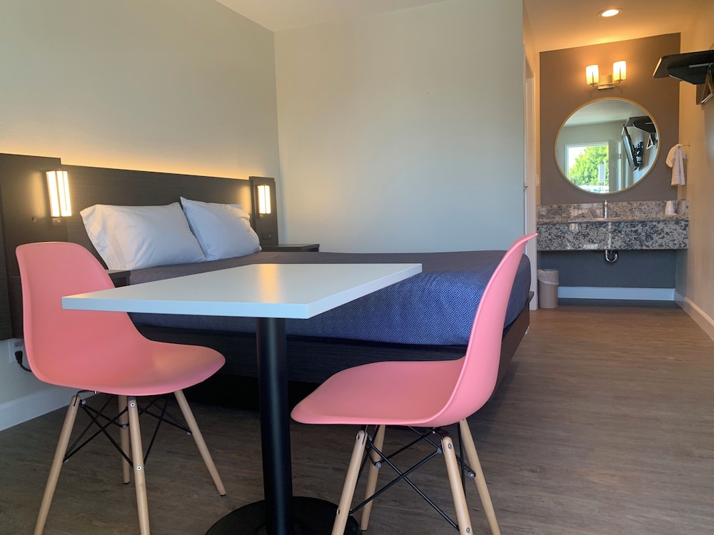 La Casita Inn 20/34