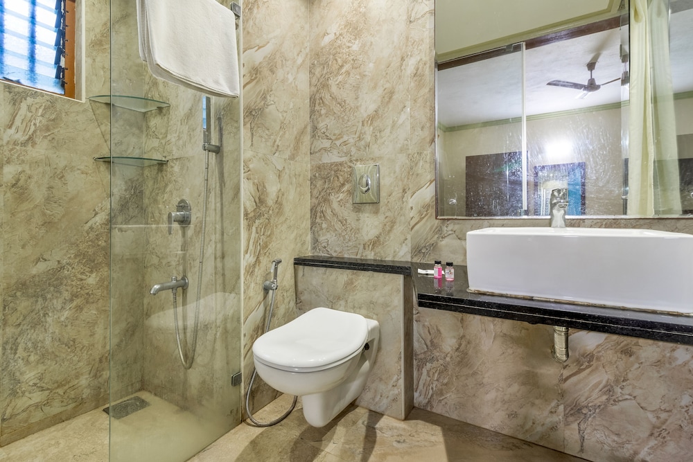 Larios Beach Holidays 48/50