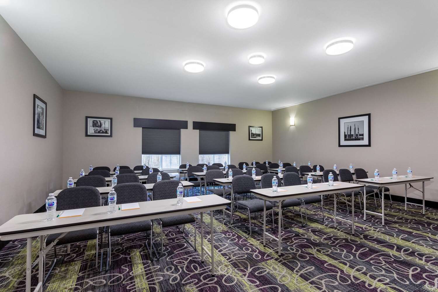 La Quinta Inn & Suites by Wyndham Huntsville Airport Madison 37/47