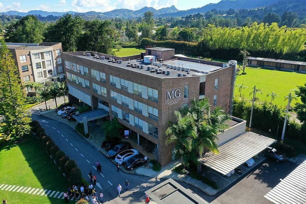 Mg Hotels Suites 4/52