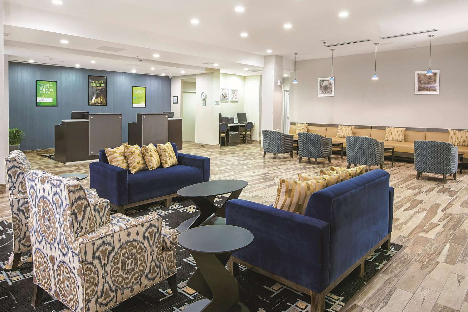 La Quinta Inn and Suites by Wyndham Karnes City - Kenedy 34/58