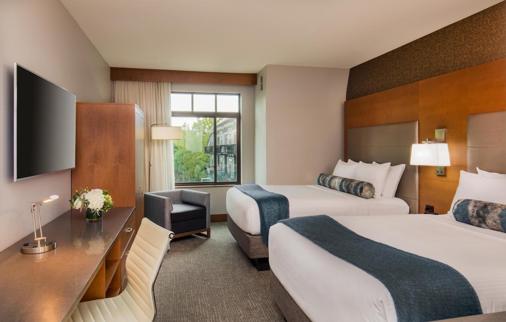 The Hotel Landing 14/57