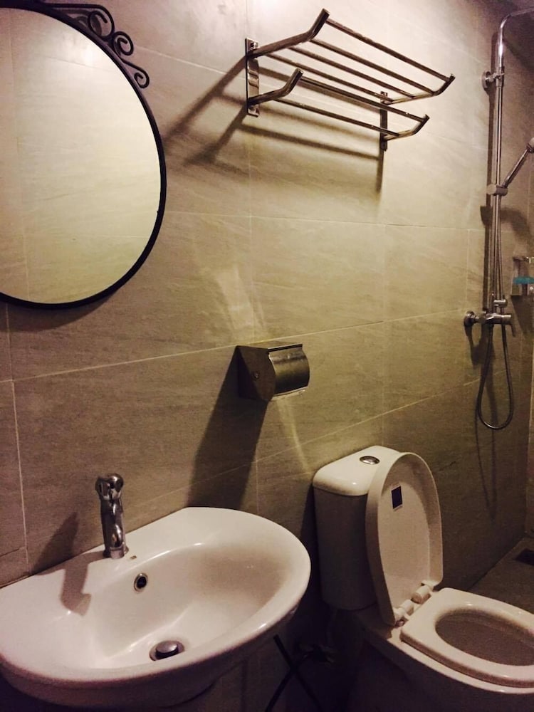 91 Street Boutique Inn 23/45