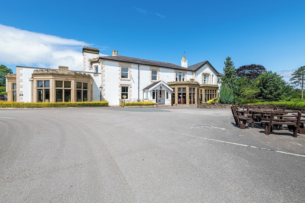 Northop Hall Country House Hotel 54/66