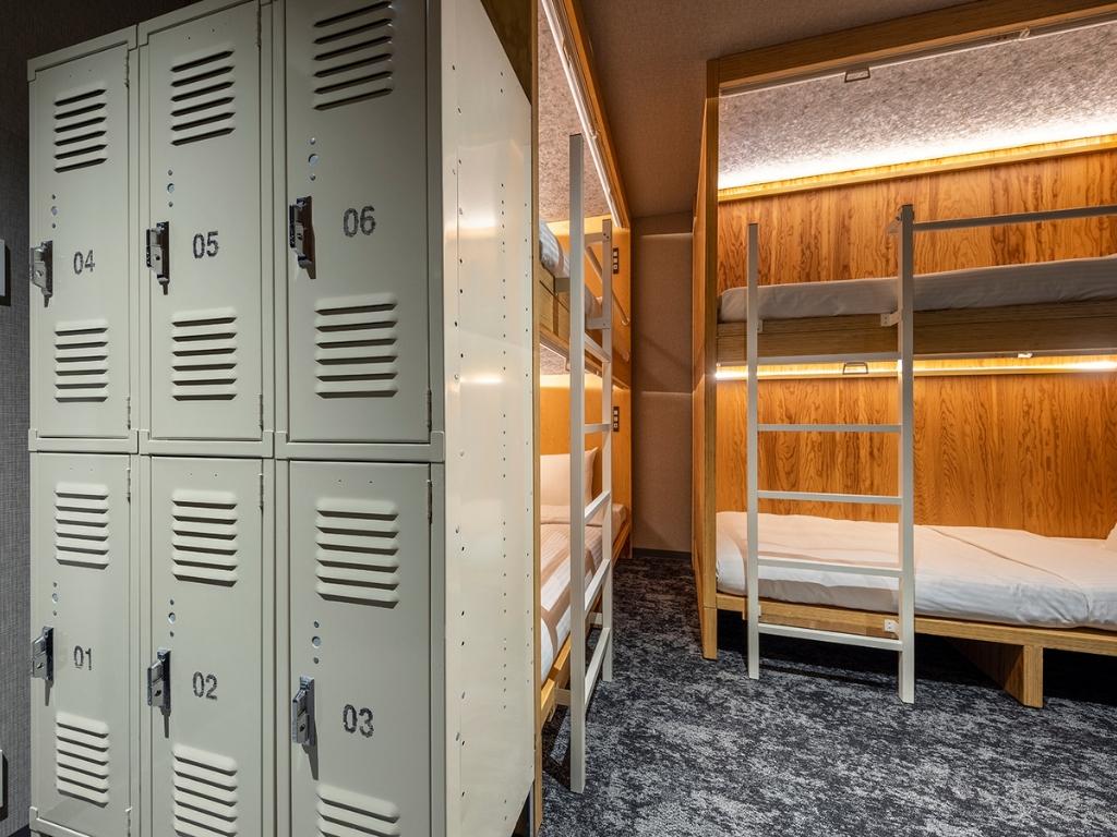 FEMALE DORM, 6 BEDS