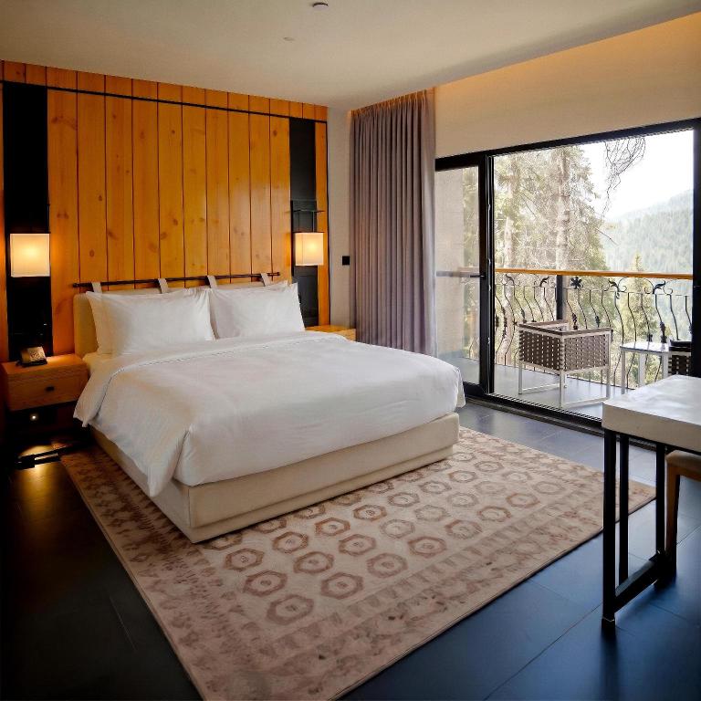 5 Bedrooms, Chalet, 5 Double Beds, Private Garden