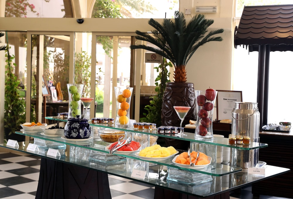 Al Bander Hotel & Resort 32/50