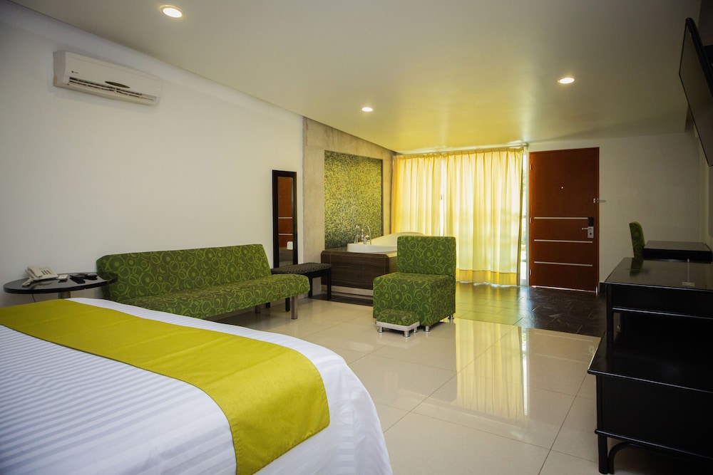 Master, Suite, King Bed