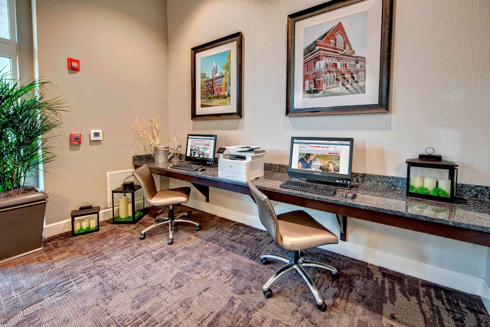 HILTON GARDEN INN NASHVILLE BRENTWOOD 55/75