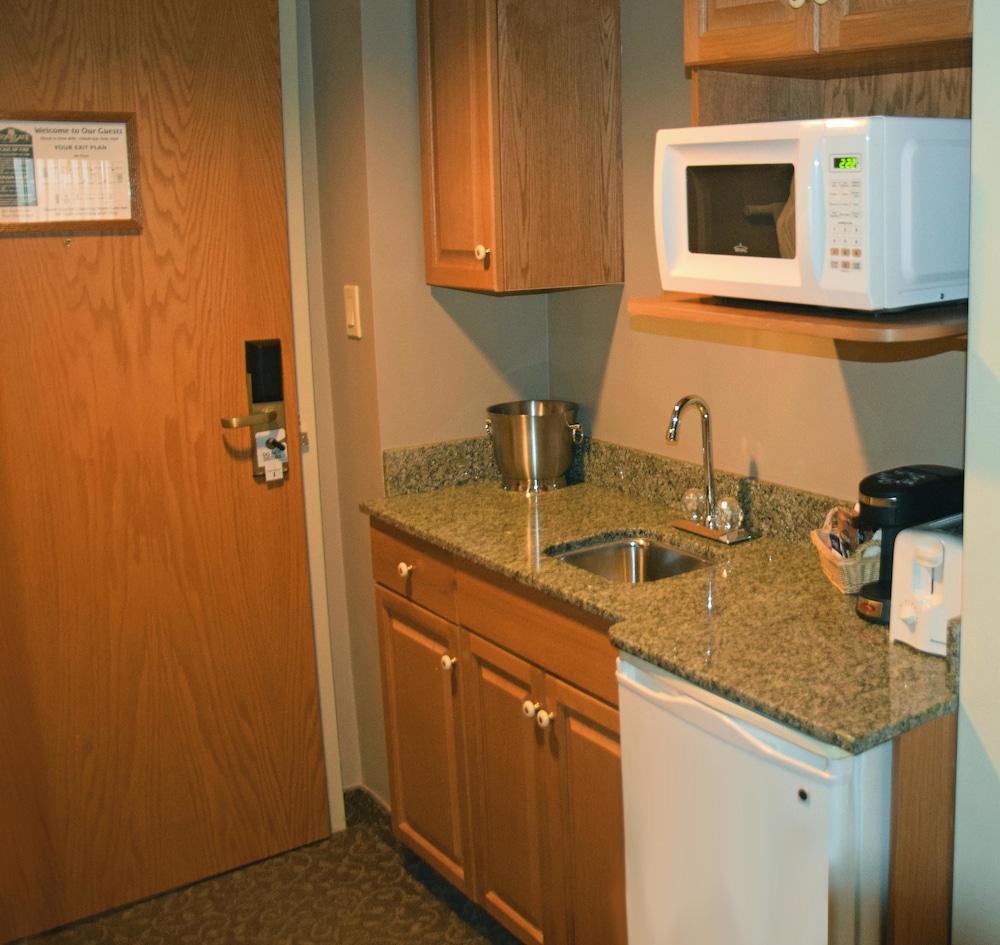 Stone Gate Inn 46/50