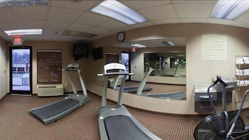 Holiday Inn Express Hotel Suites Laurinburg 27/40