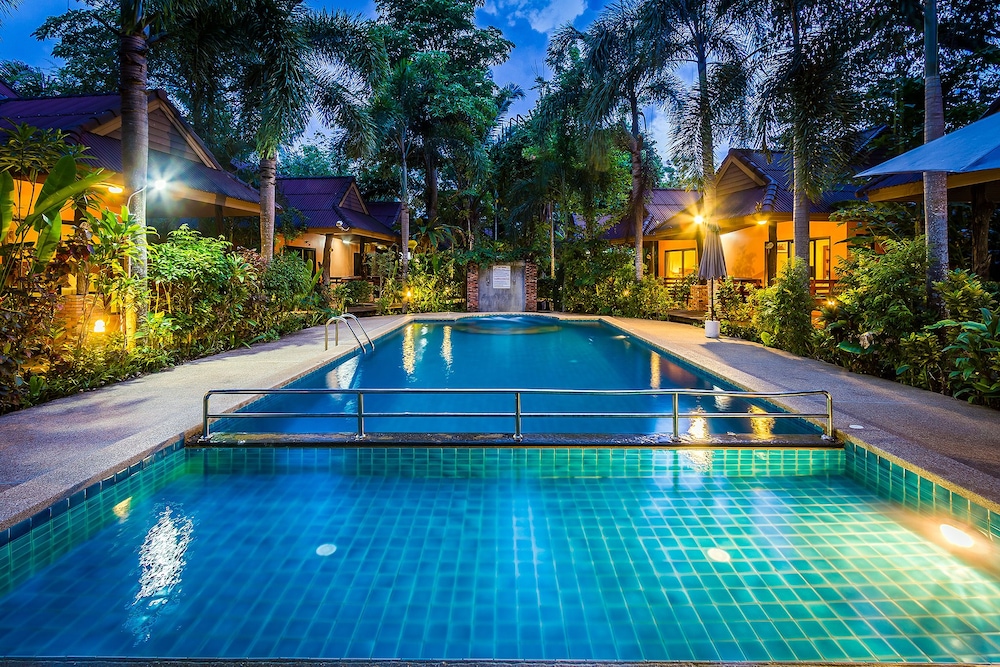 Sunda Resort 38/39