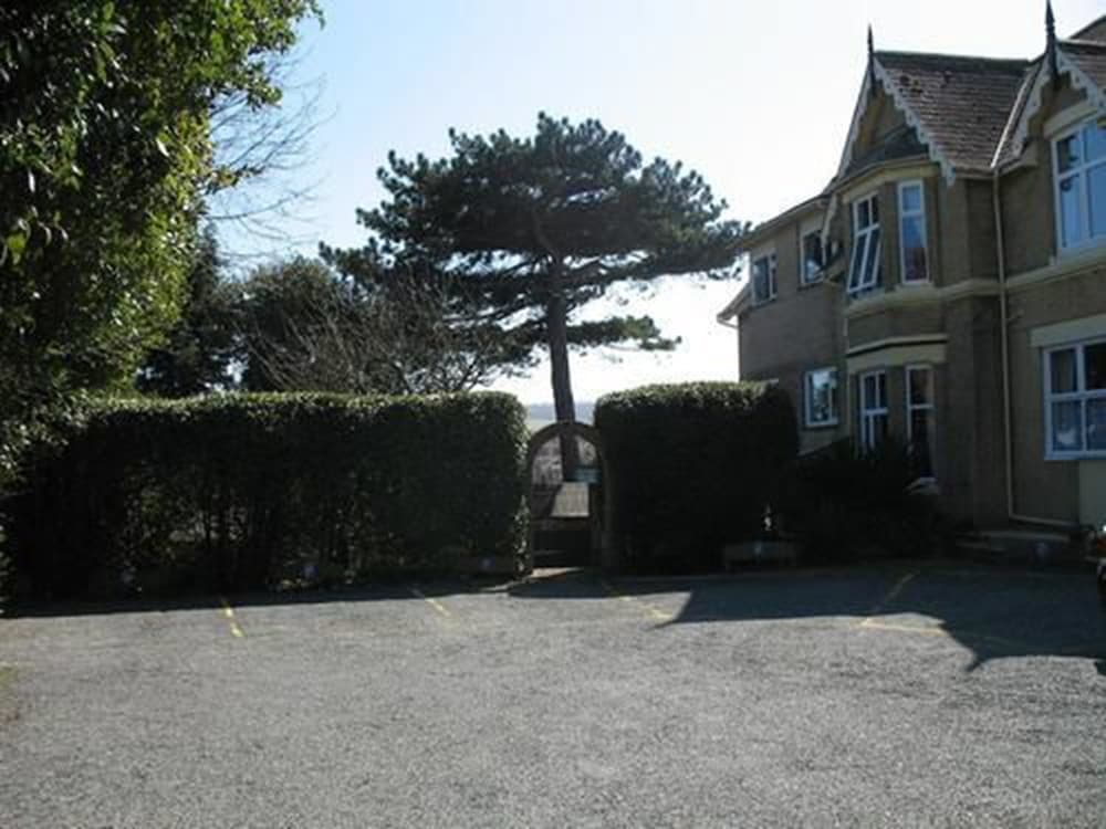 The Kenbury 32/39