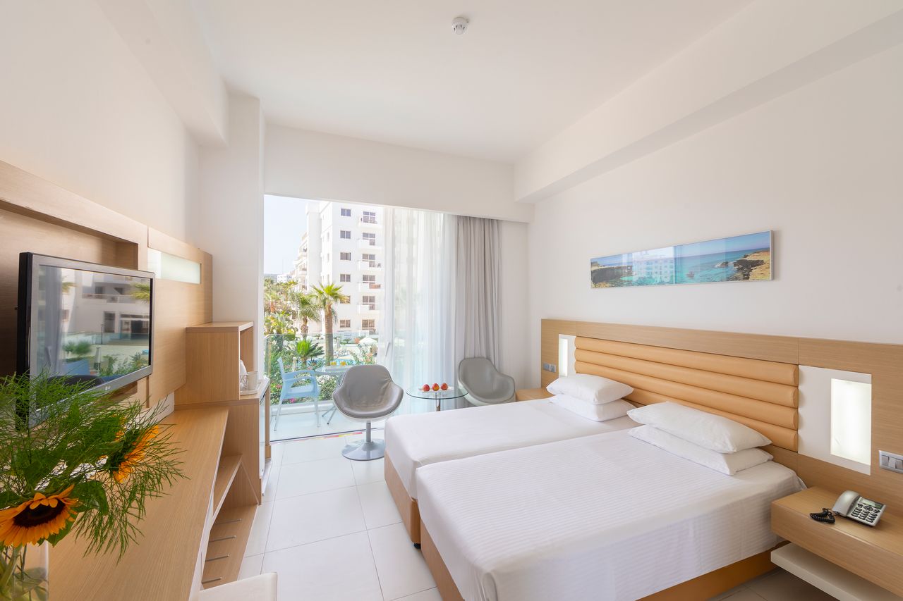 Classic, Double or Twin Bed