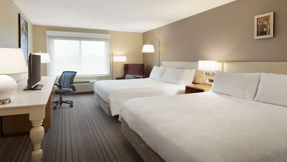 Hilton Garden Inn Seattle/Renton 12/41