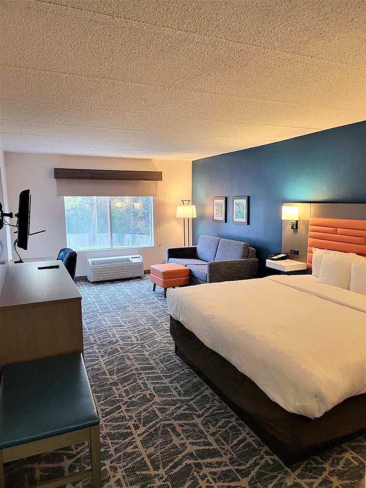 Comfort Inn Falls Church - Tysons Corner 11/35