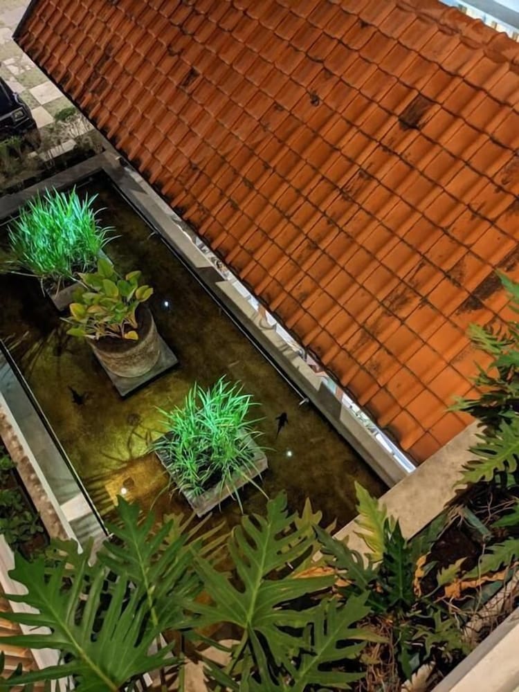 Villa Damar 34/36