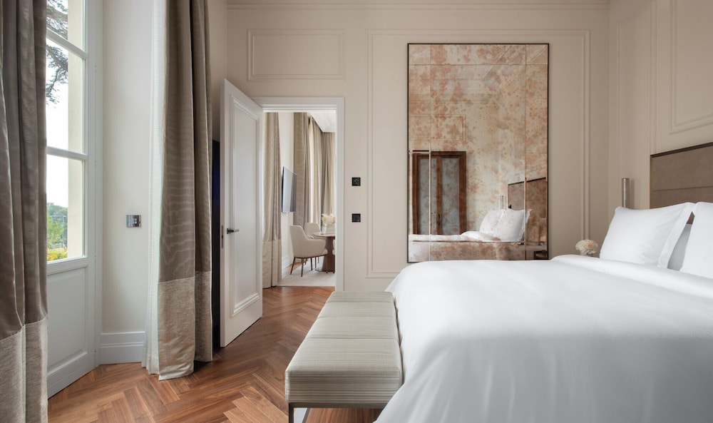 TEATRO, SUITE