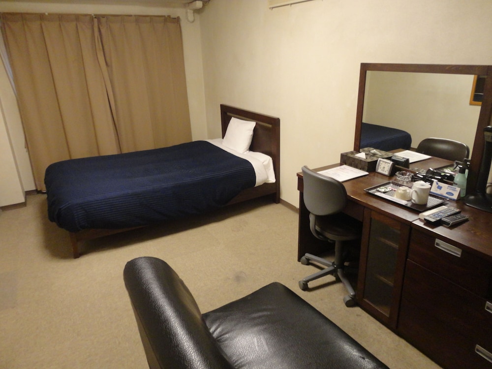 Hotel Livemax BUDGET Nagoya 27/33