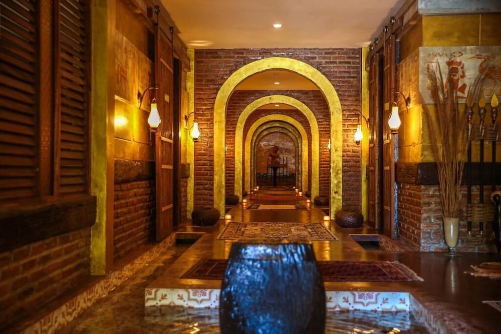 Summer Luxury Beach Resort and Spa 37/71